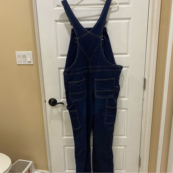 Women’s carhartt overalls large 12-14 tall - Picture 3 of 3